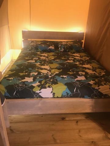 Oh! Campings - Camping Paradis A L'Ombre Des Tilleuls Peyrouse Eksteriør billede