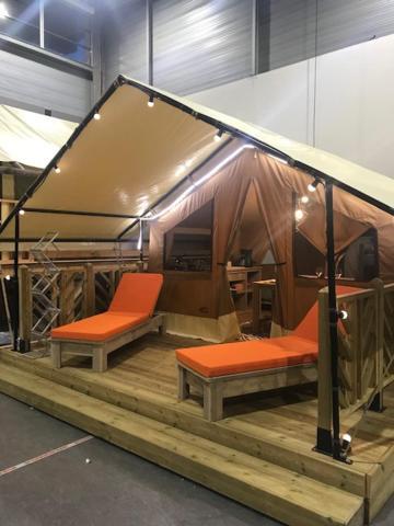 Oh! Campings - Camping Paradis A L'Ombre Des Tilleuls Peyrouse Eksteriør billede